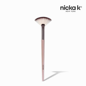 NICKA K Mini Fan Brush