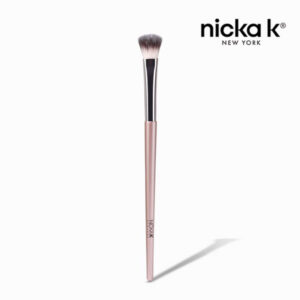 NICKA K Powder Eyeshadow Brush